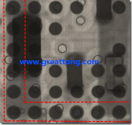 BGA錫球尺寸小于0.4mm，采用降低BGA內(nèi)圍襲球的錫膏量所得到X-Ray，稍微留意一下可以發(fā)現(xiàn)最外圈的錫量(圓的直徑)比其他內(nèi)圍的錫球上的錫量來得多一點(diǎn)點(diǎn)。也就是外圈的黑色圓形直徑比內(nèi)圈的圓形來得大一點(diǎn)點(diǎn)。