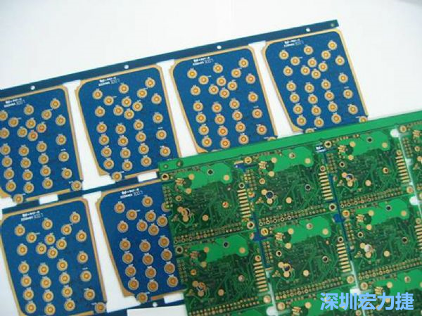 PBC與HDI等硬質(zhì)載板因應(yīng)不同構(gòu)型的結(jié)構(gòu)組裝需求，能做的彈性設(shè)計有限，必須搭配FPC軟板進行整合設(shè)計。