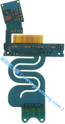 針對需要大幅撓曲應用的特殊結構造型，F(xiàn)PCB可進行彈性雷射裁型，讓FPCB材料的撓曲能力更佳。